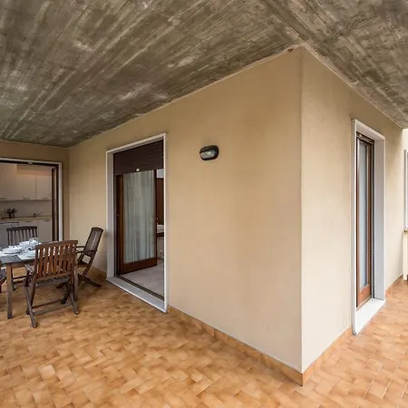 Flats4rent Rita